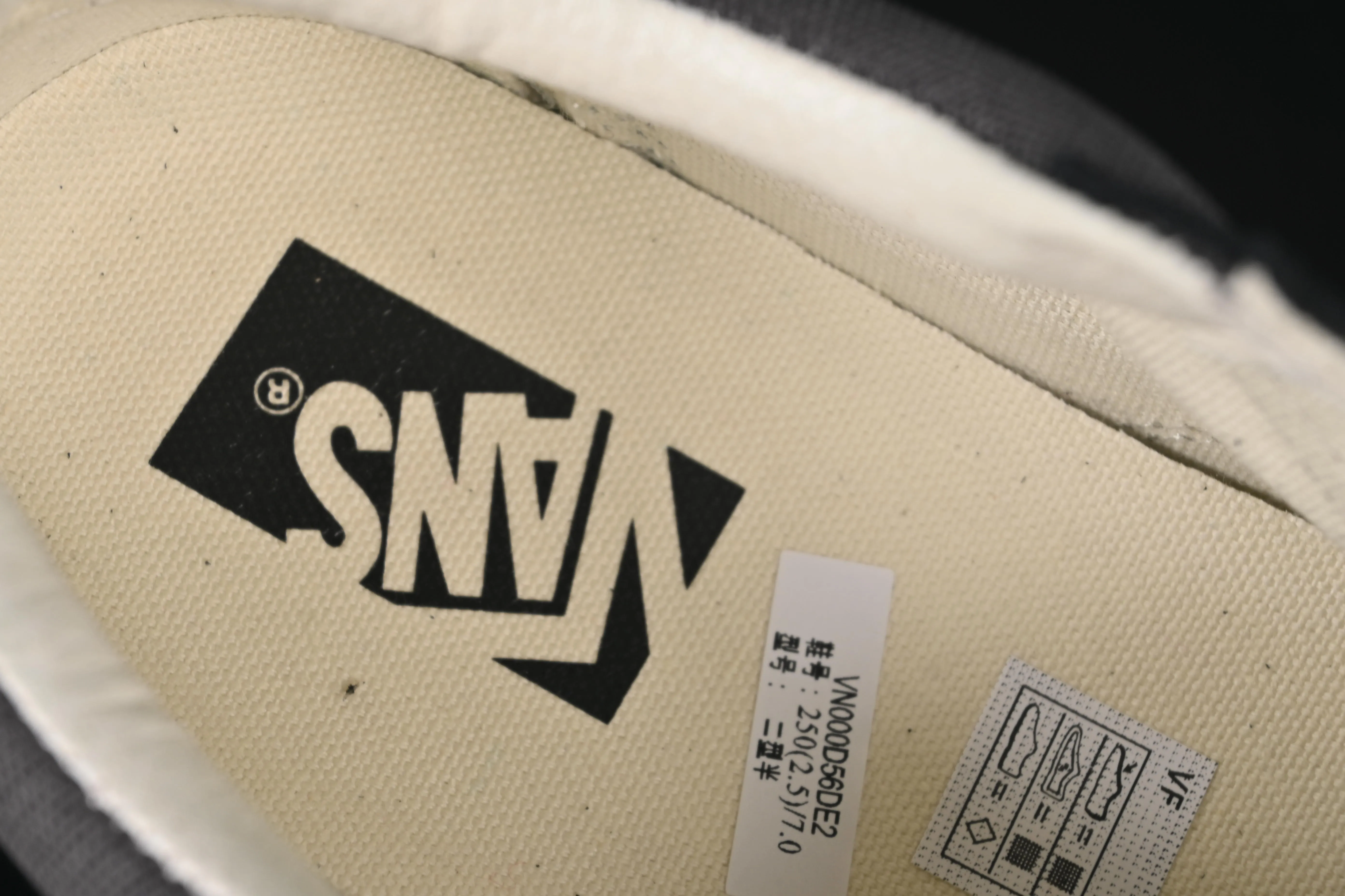 All categories Vans Vans series Vans Low Vans low-top Vans Lx Old Skool Vans low-top casual skateboard shoes VN000D56DE2